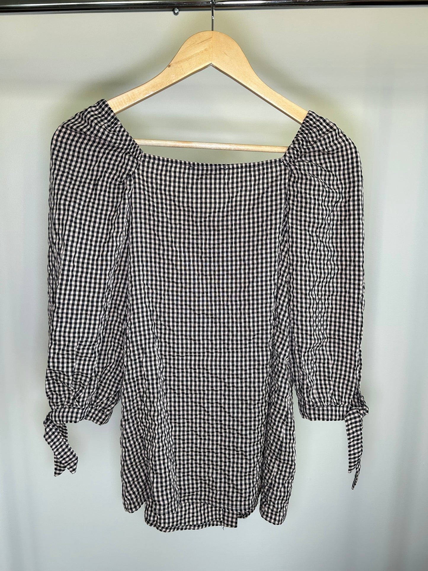 Gingham Buttoned Blouse