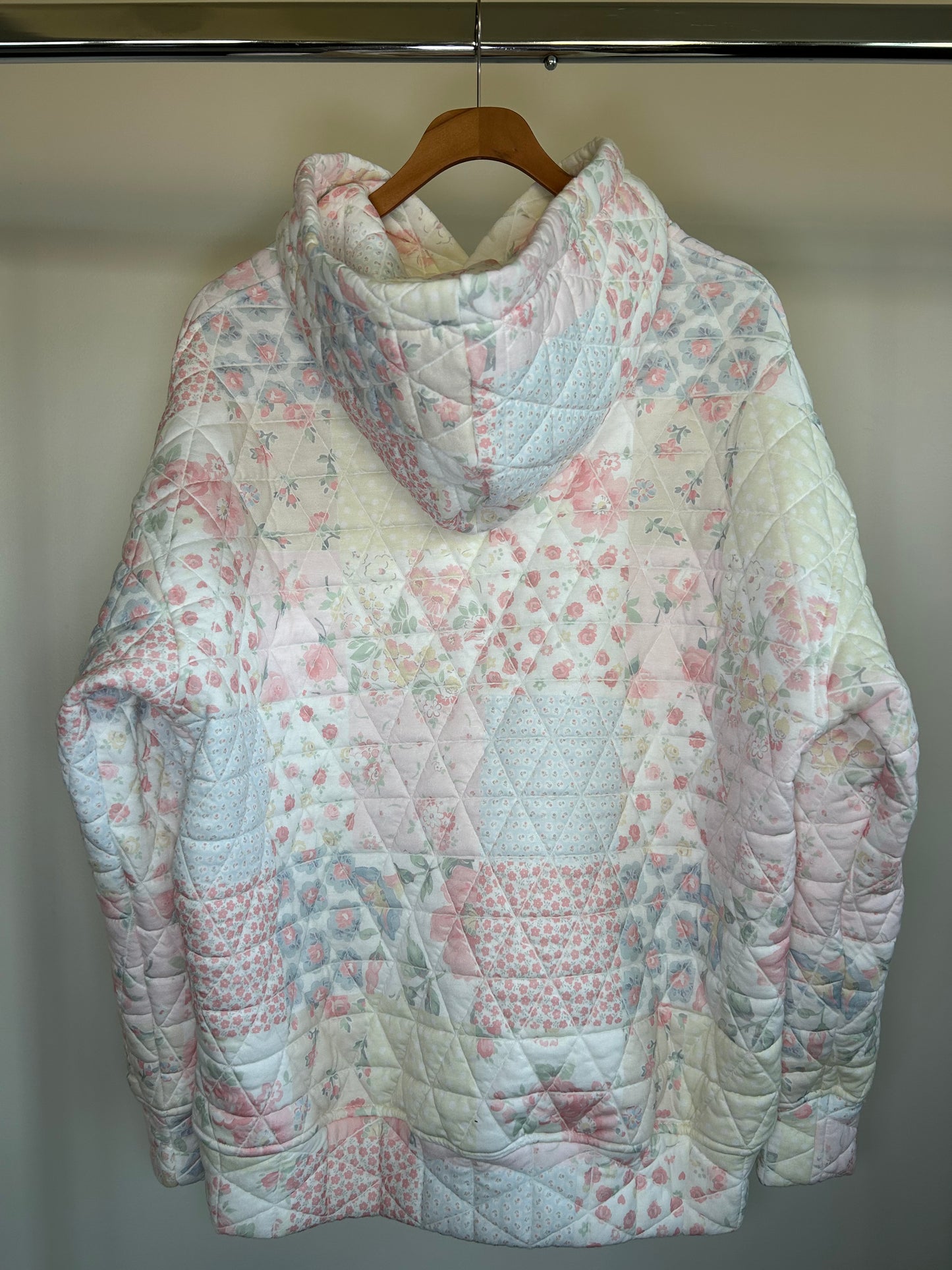 Floral Quilted Textured Hoodie