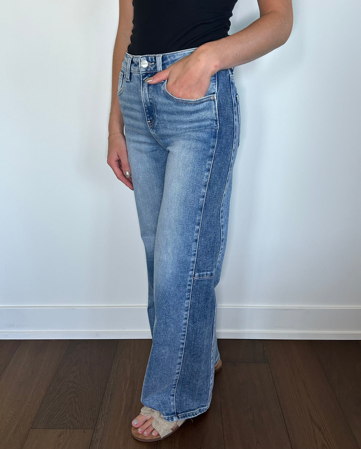 High Rise Side Contrast Jeans