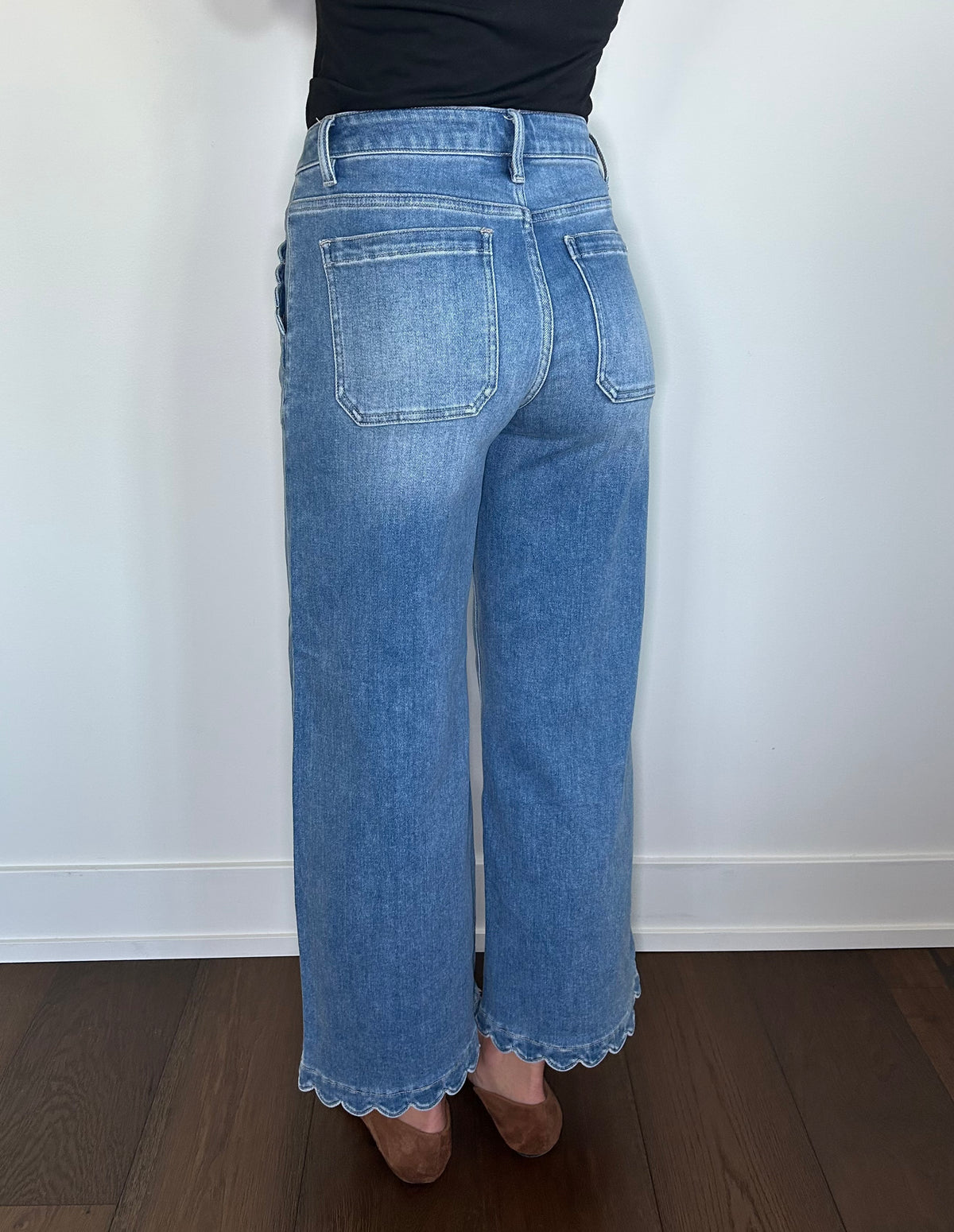 Scalloped Crop Jeans