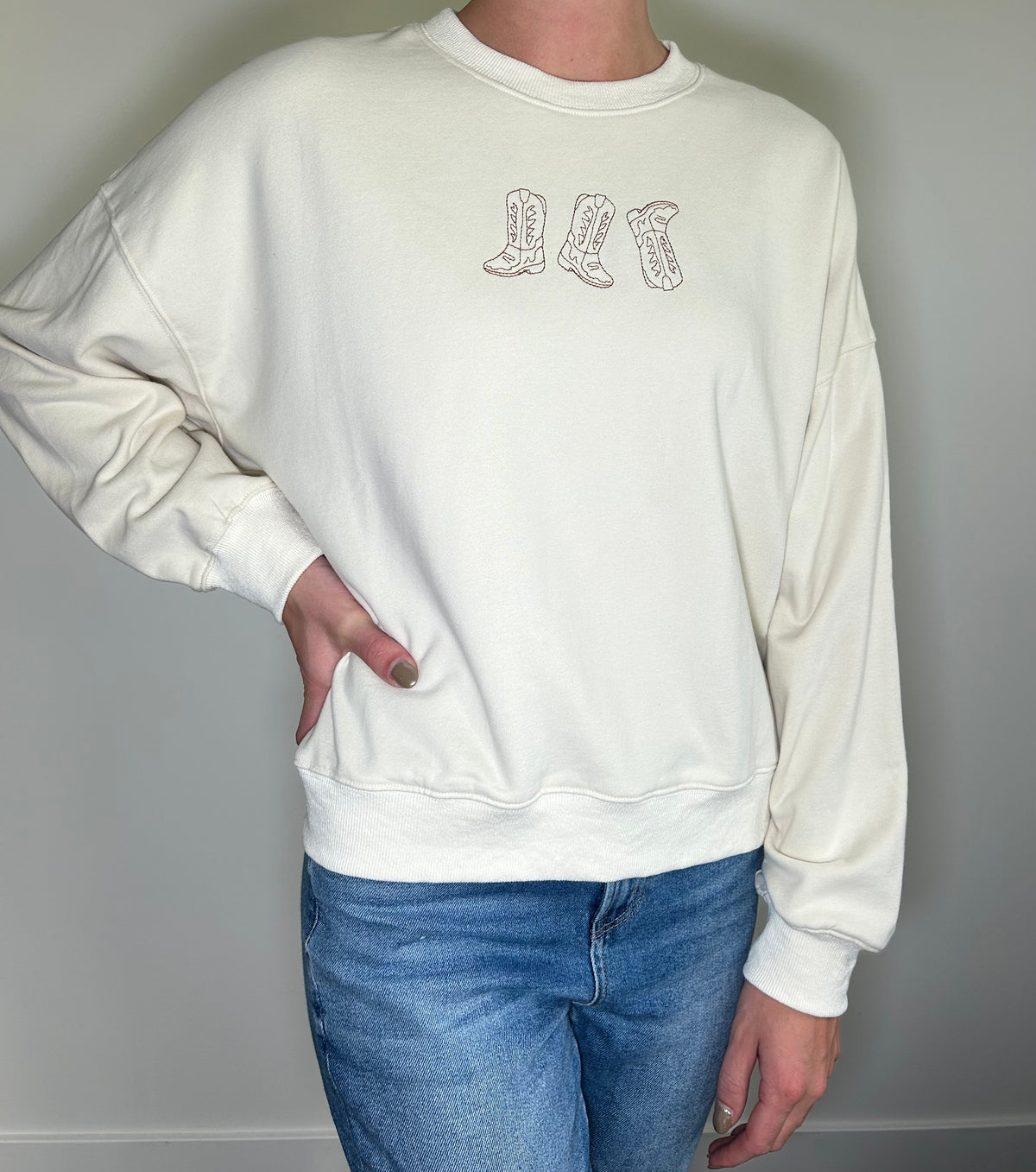 Western Embroidered Crew Neck